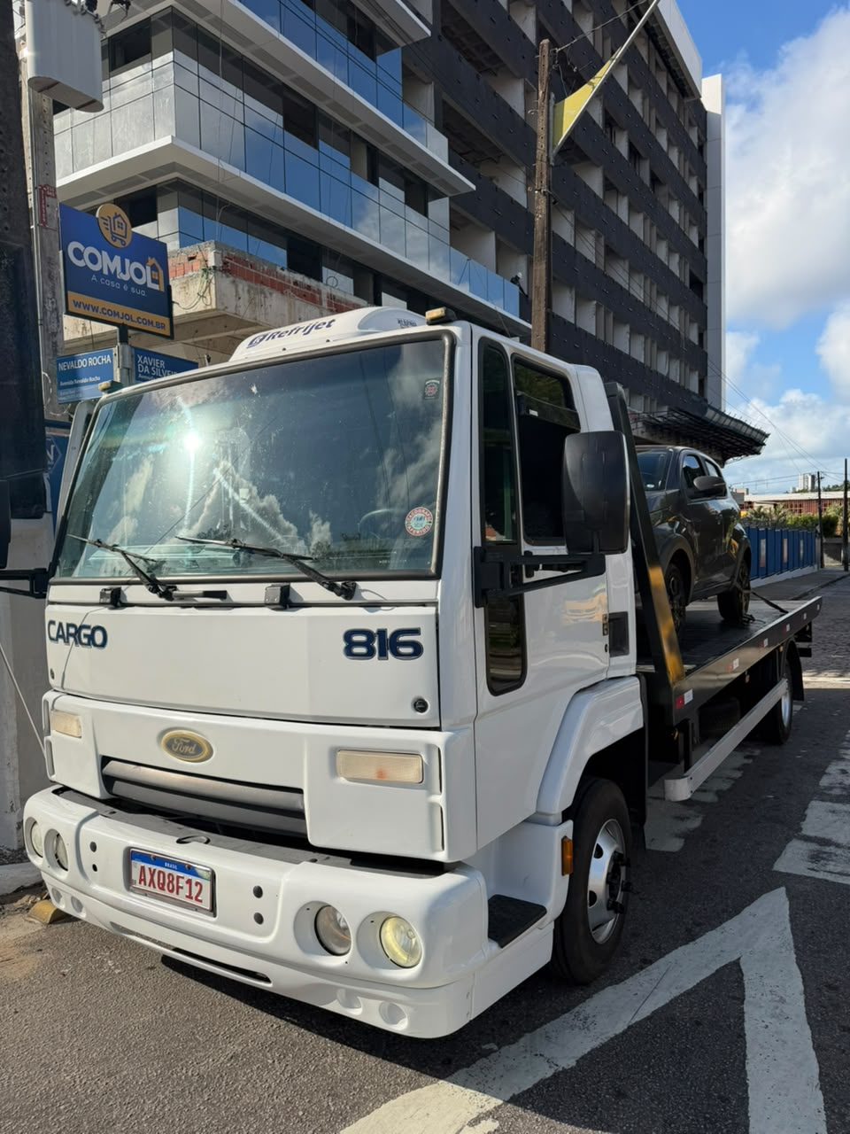 Caminhão guincho Ford Cargo 816 da Jericó Guincho em Natal